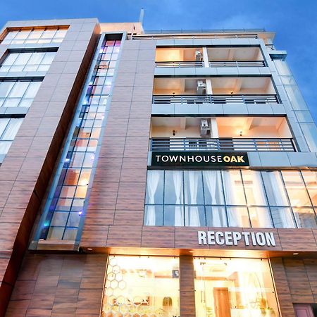 Super Townhouse Oak Bulbuli Neer Hotell Kolkata Eksteriør bilde