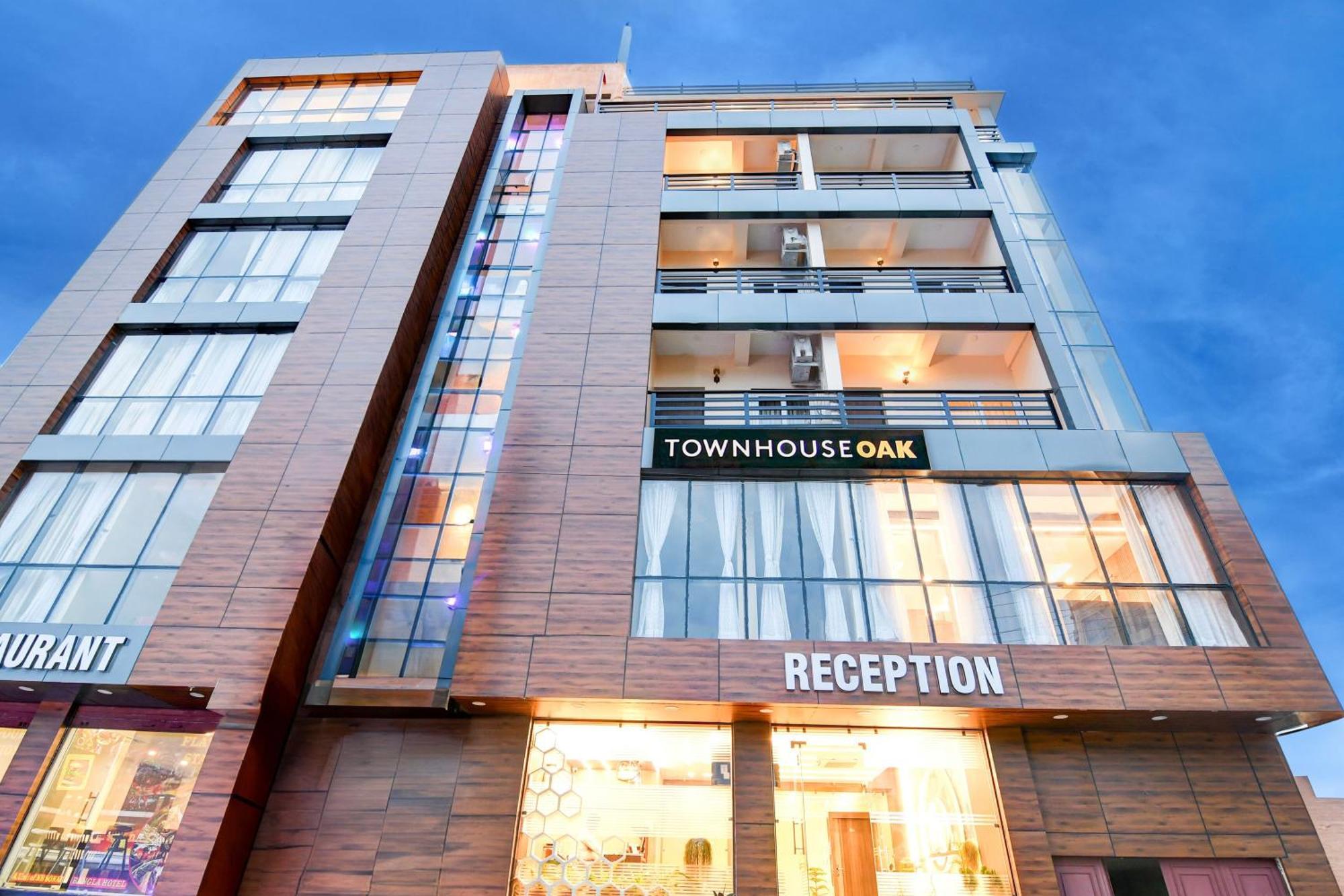 Super Townhouse Oak Bulbuli Neer Hotell Kolkata Eksteriør bilde